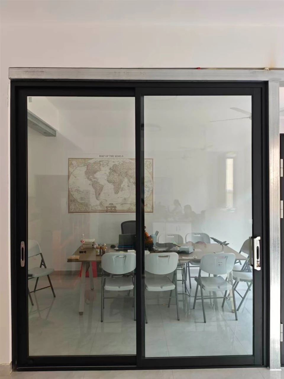Triple-Glazed Glass Sliding Aluminum Doors suppliers